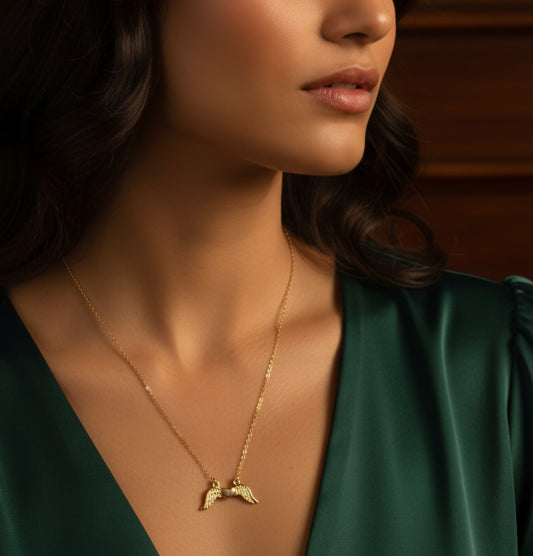 Dainty Feather Necklace